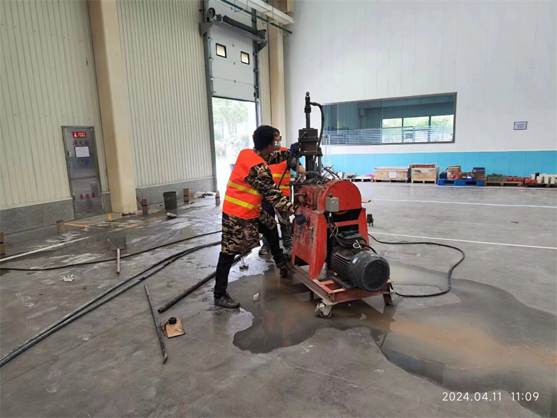 塔河厂房地面下沉塌陷注浆加固施工